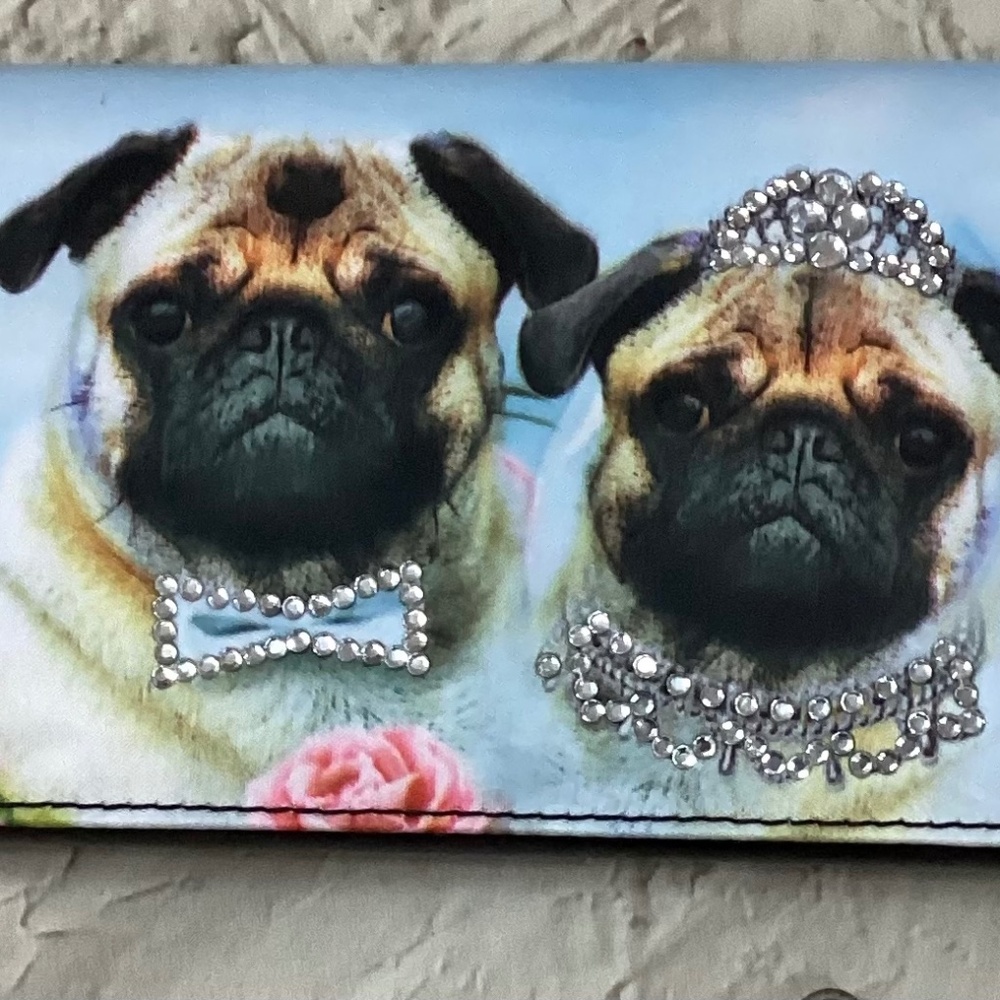 Adorable Pug wallet!